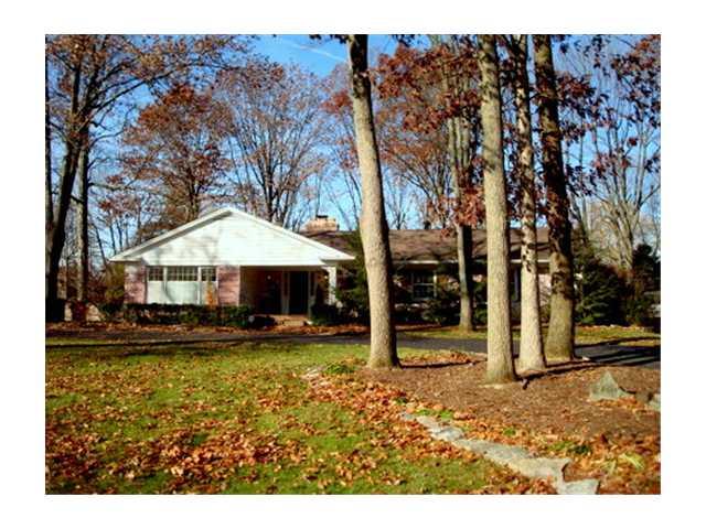 6318 Knyghton Road Indianapolis, IN 46220 - Photo 1 of 22 Gallery Image 1