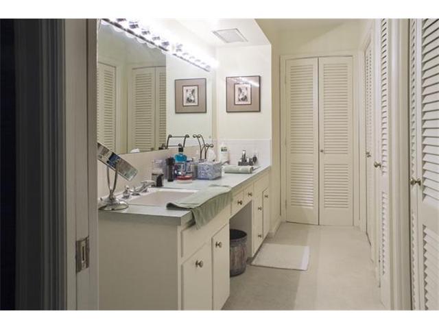 6318 Knyghton Road Indianapolis, IN 46220 - Photo 14 of 22 Gallery Image 14
