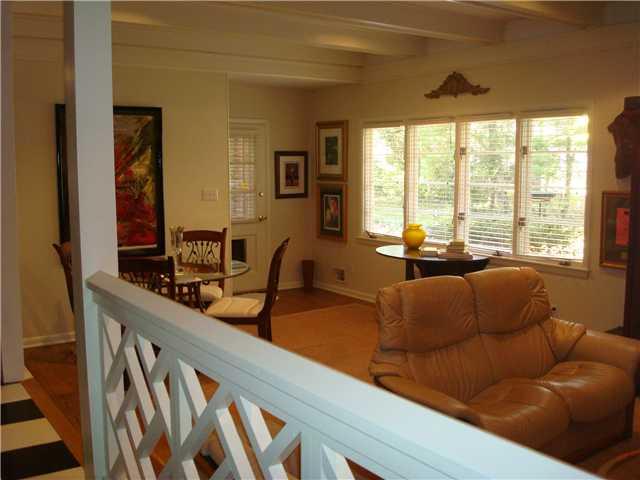 6318 Knyghton Road Indianapolis, IN 46220 - Photo 9 of 22 Gallery Image 9