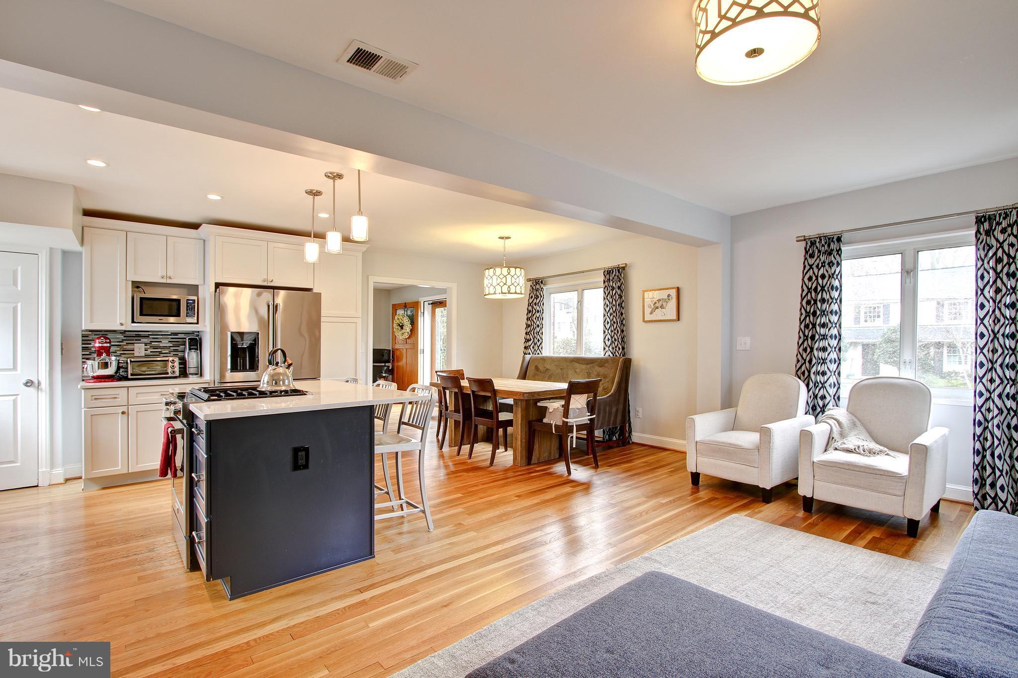 5913 Cranston Road Bethesda, MD 20816 - Photo 13 of 29 GREAT ROOM