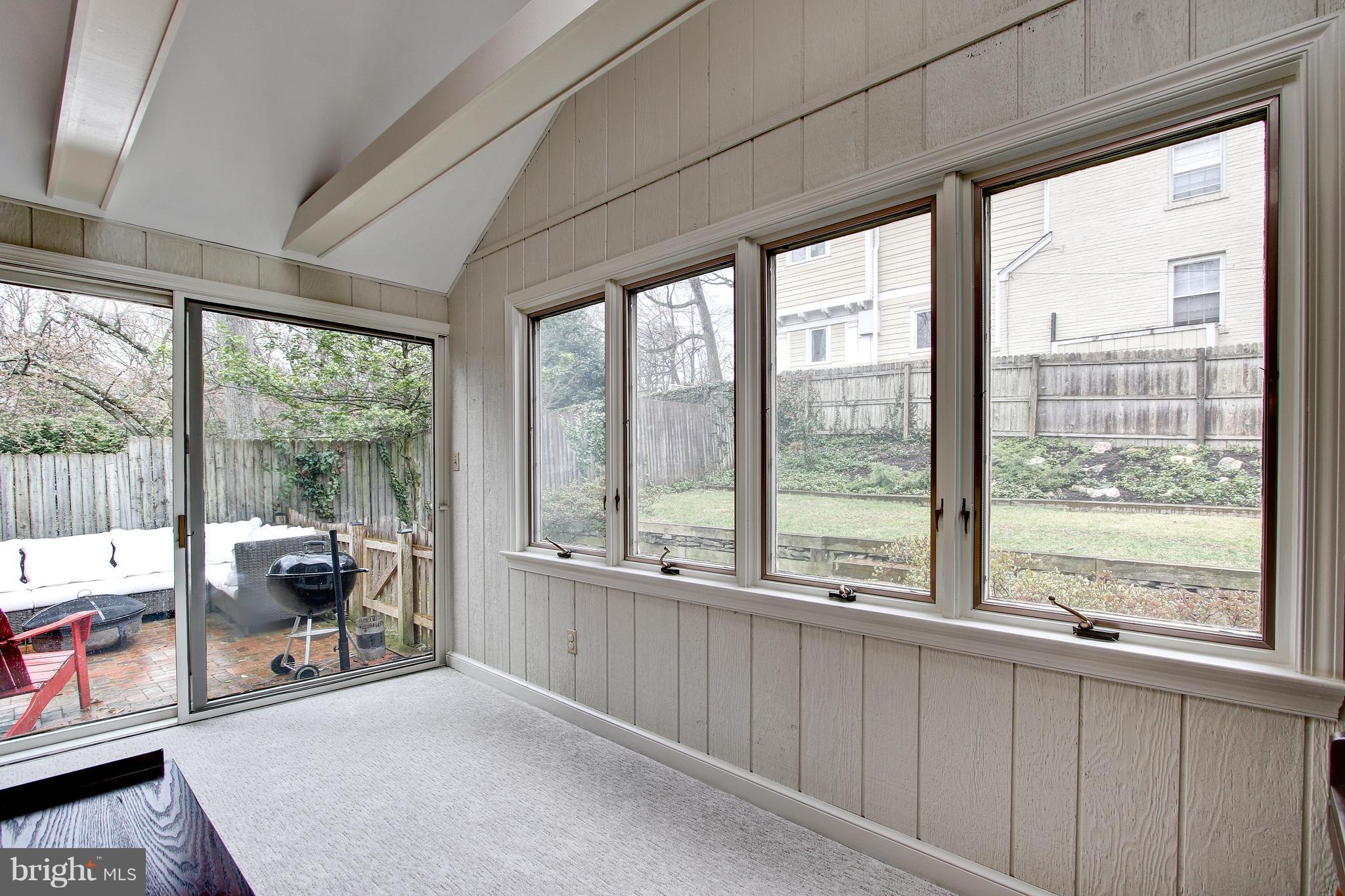 5913 Cranston Road Bethesda, MD 20816 - Photo 7 of 29 BONUS ROOM/DEN/SUNROOM