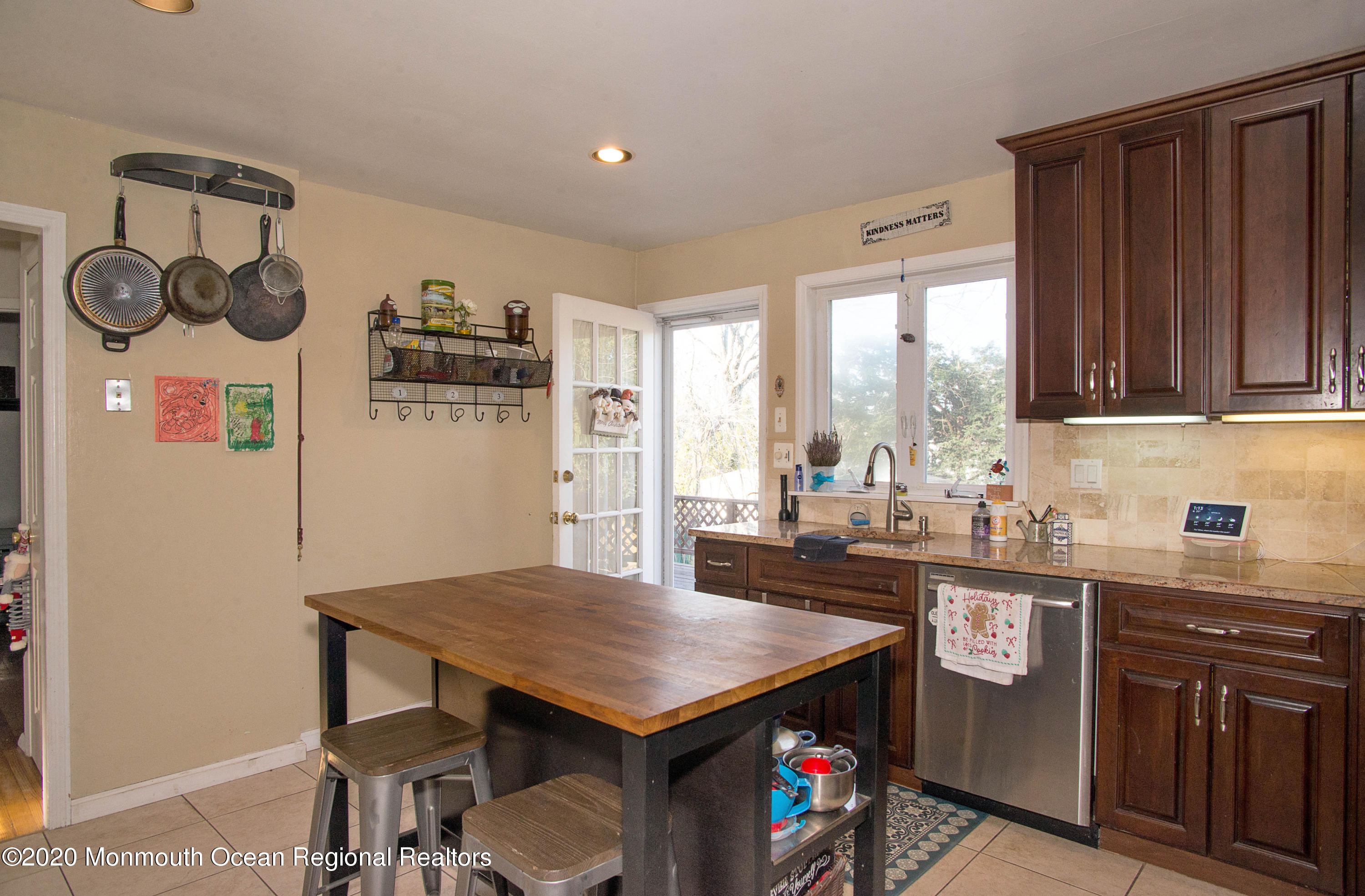 309 Wilson Road Neptune Township, NJ 07753 - Photo 11 of 26 _RMJ5087 kitchen