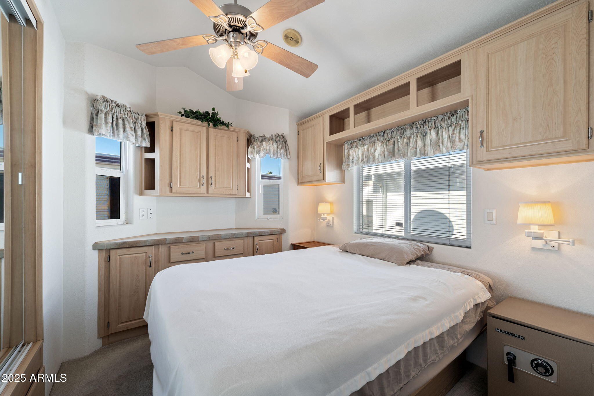 111 South Greenfield Road, Unit 488 Mesa, AZ 85206 - Photo 8 of 12 011__111 S Greenfield Rd 488