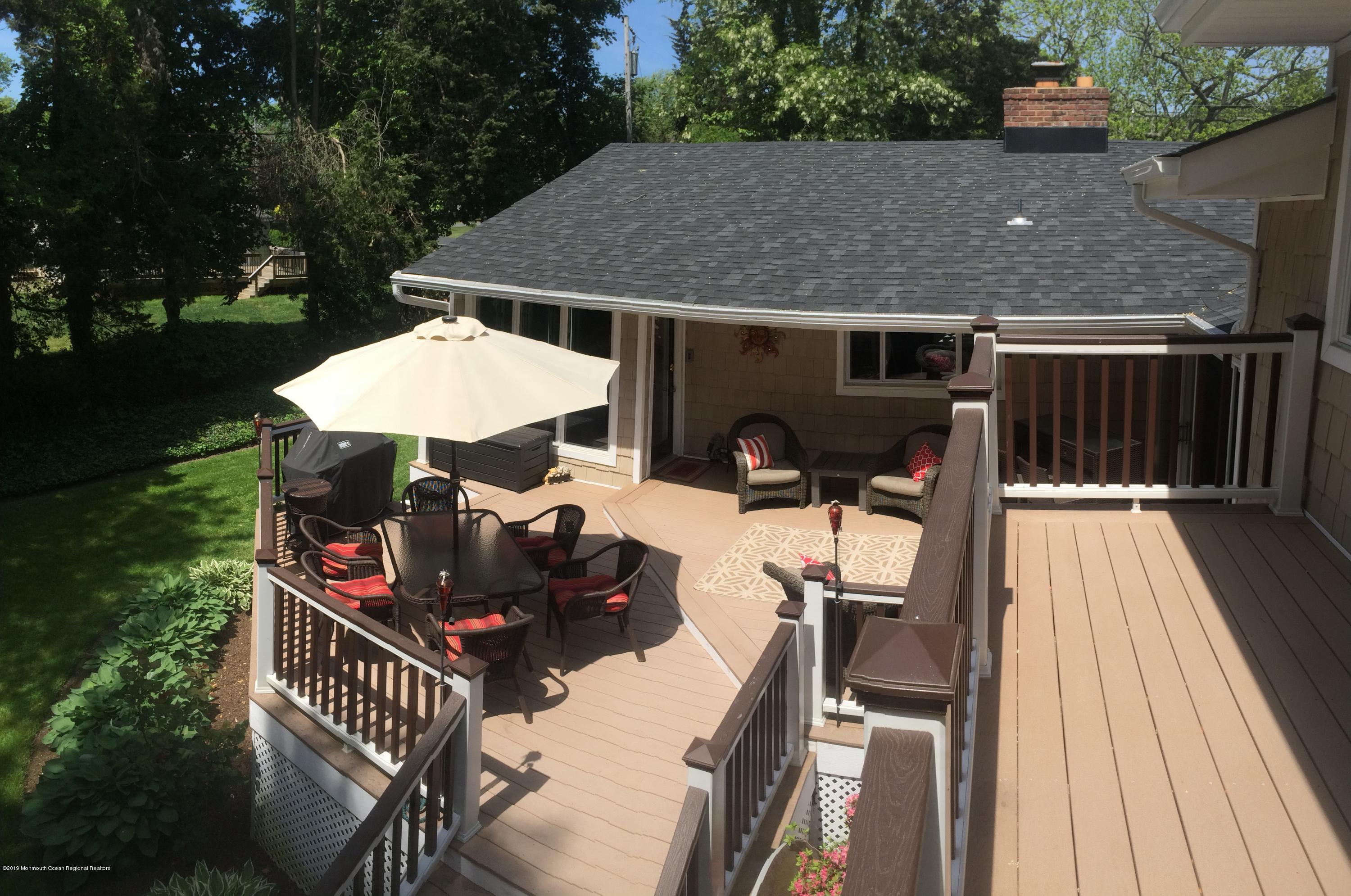 904 Riverview Drive Brielle, NJ 08730 - Photo 24 of 25 Made for entertaining