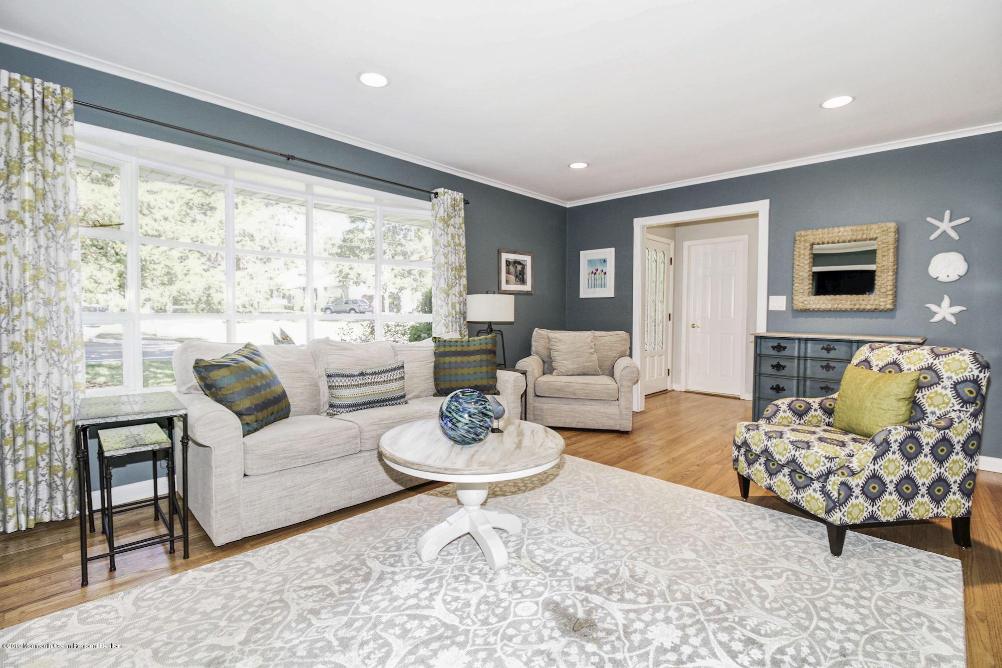 904 Riverview Drive Brielle, NJ 08730 - Photo 9 of 25 Baywindow give light to the Liviong Room