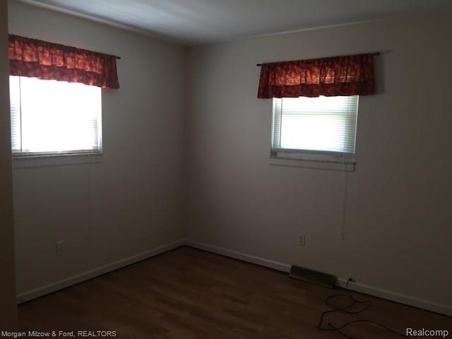 3536 Emmons Avenue Rochester, MI 48307 - Photo 10 of 15 thumb_IMG_0712_1024.jpg
