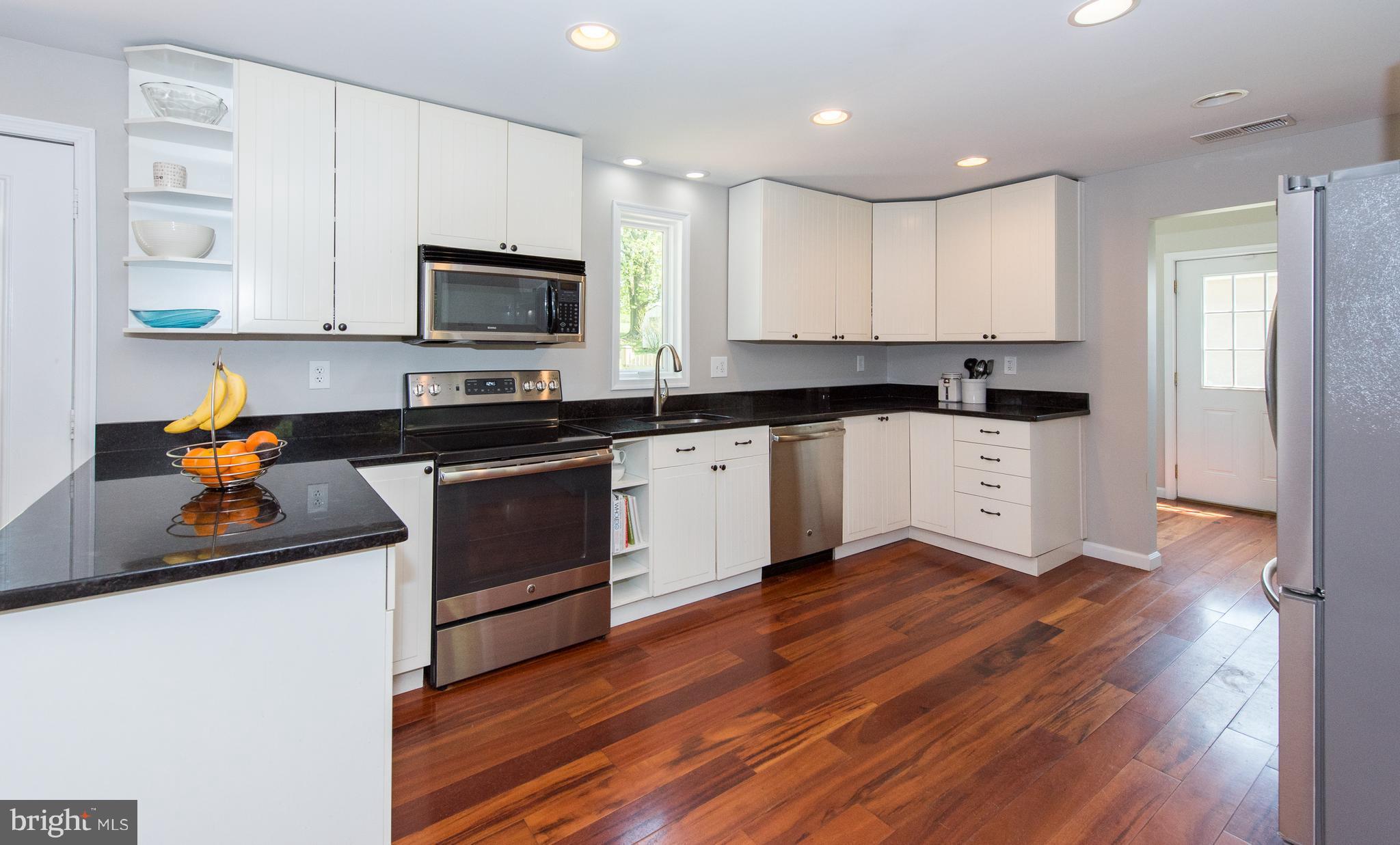 11936 Scaggsville Road Fulton, MD 20759 - Photo 3 of 21 Kitchen