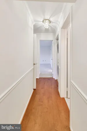 $2,600 | 5707 Brewer House Circle, Unit T2, Rockville, MD 20852