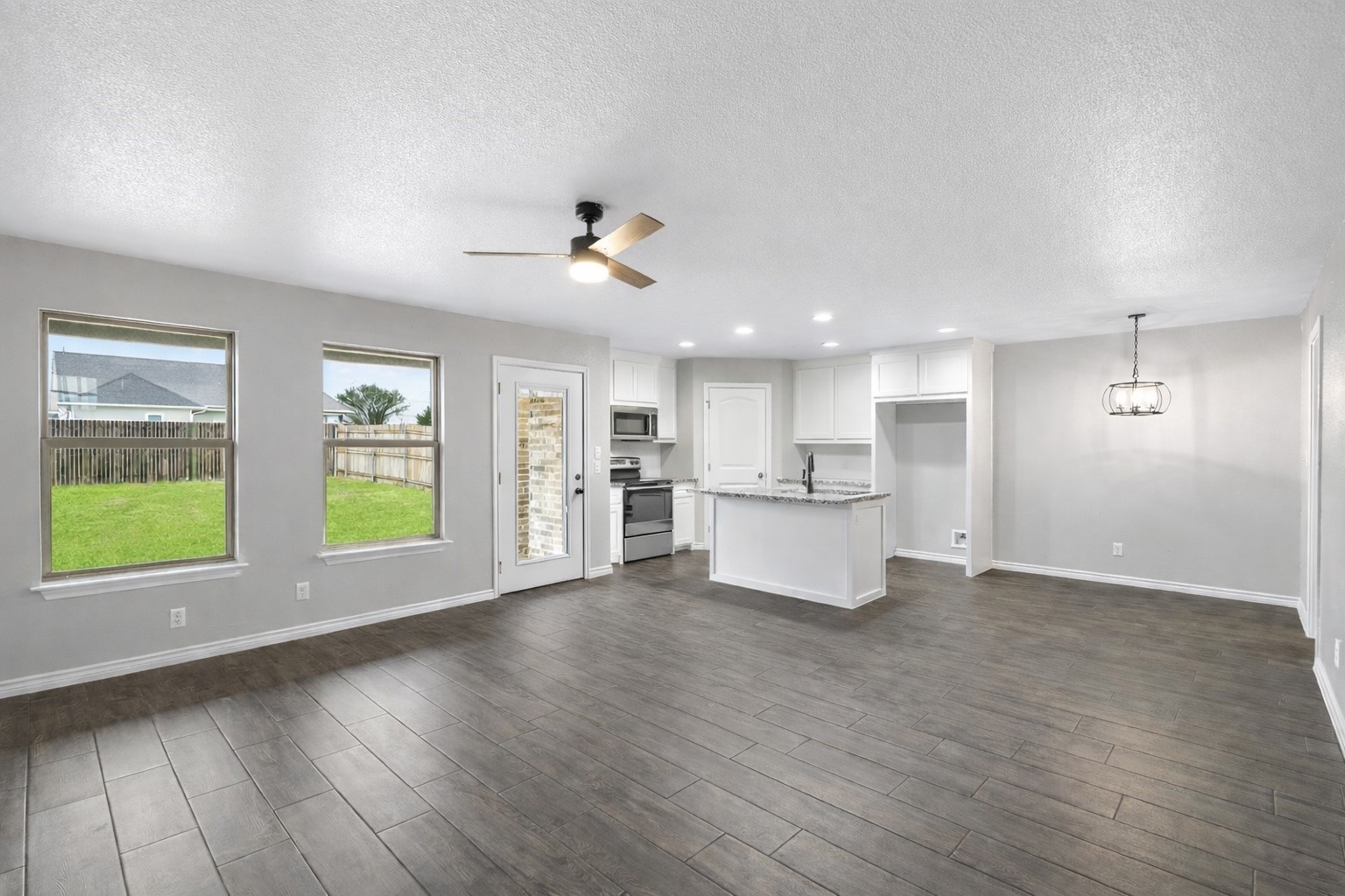 228 St Charles Drive Springtown, TX 76082 - Photo 2 of 16