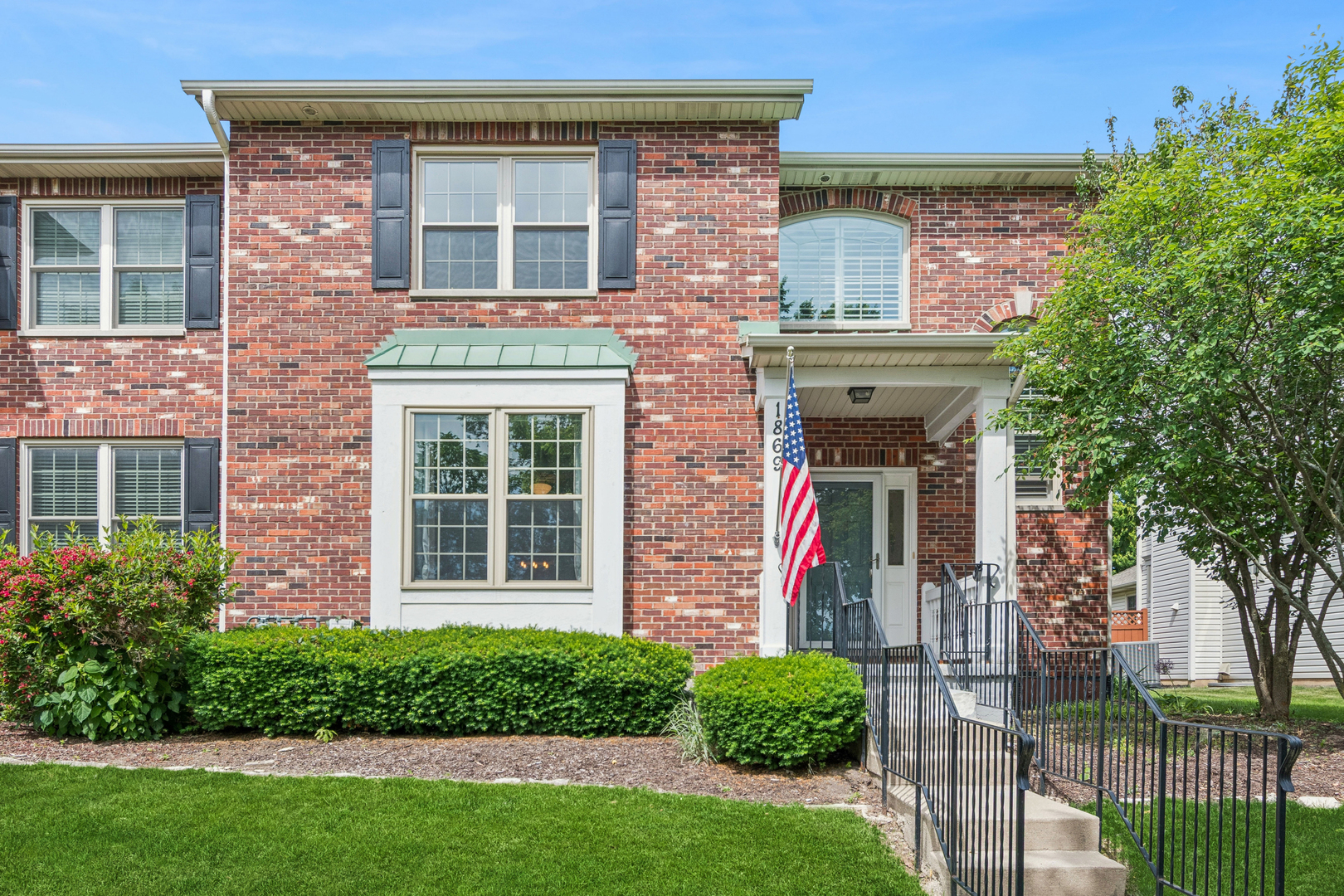 1869 Wagner Road Batavia, IL 60510 - Photo 1 of 24