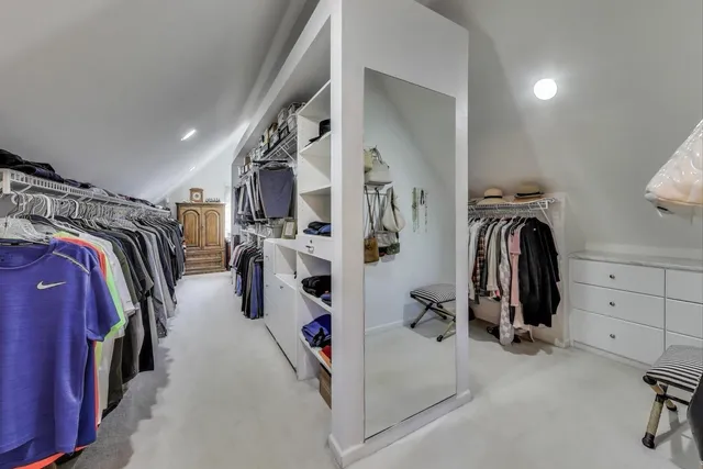 $1,300,000 | 20812 North Swansway, Deer Park, IL 60010