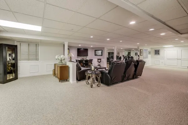 $1,187,500 | 20812 North Swansway, Deer Park, IL 60010