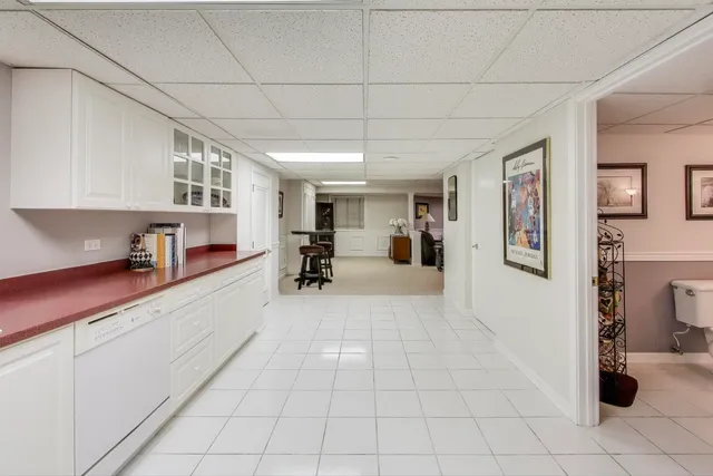 $1,300,000 | 20812 North Swansway, Deer Park, IL 60010