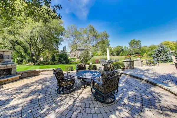 $1,187,500 | 20812 North Swansway, Deer Park, IL 60010