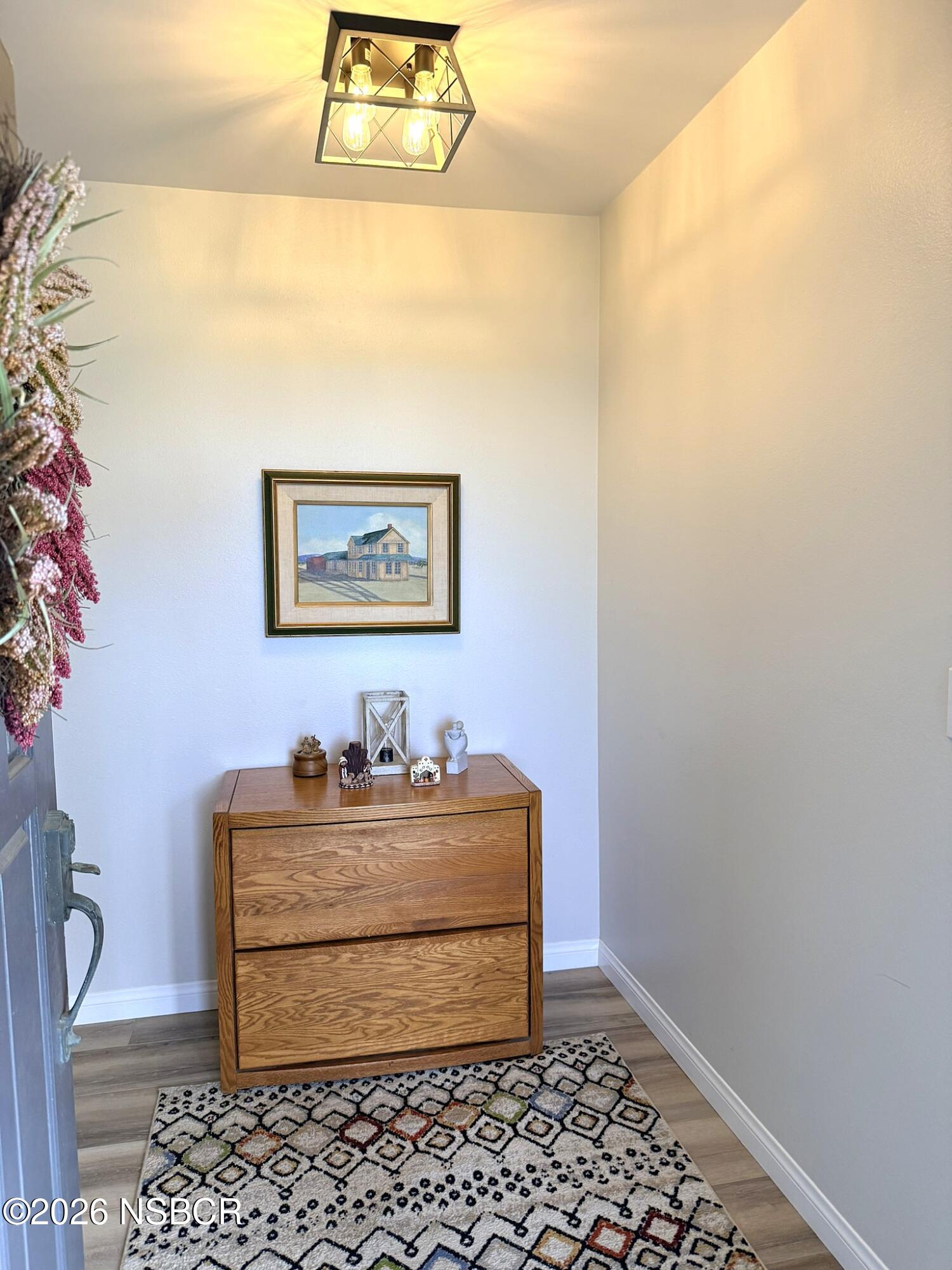 812 North D Street Lompoc, CA 93436 - Photo 21 of 34 Entryway