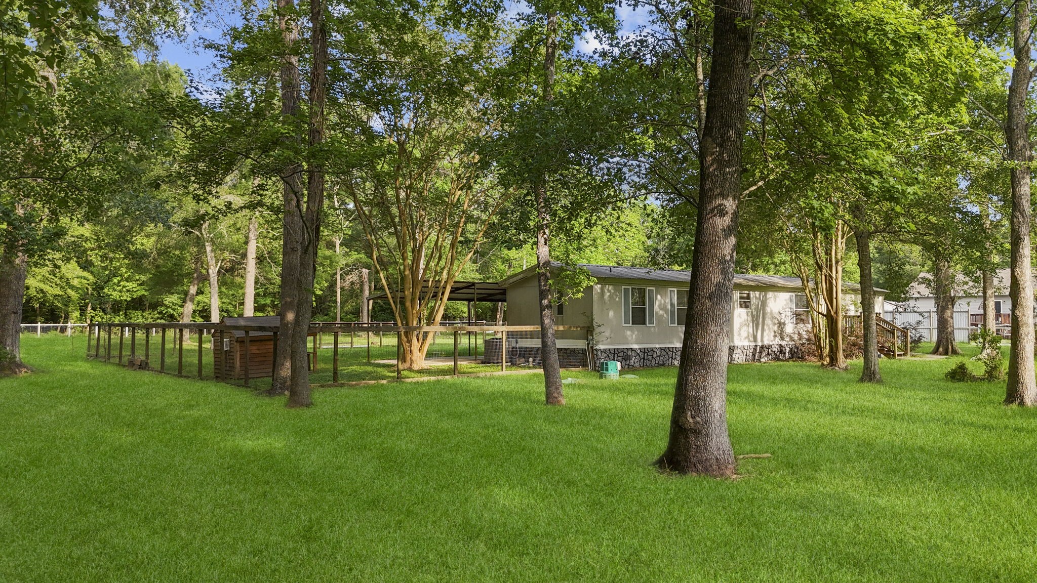 100 County Road 6478 Dayton, TX 77535 - Photo 20 of 40
