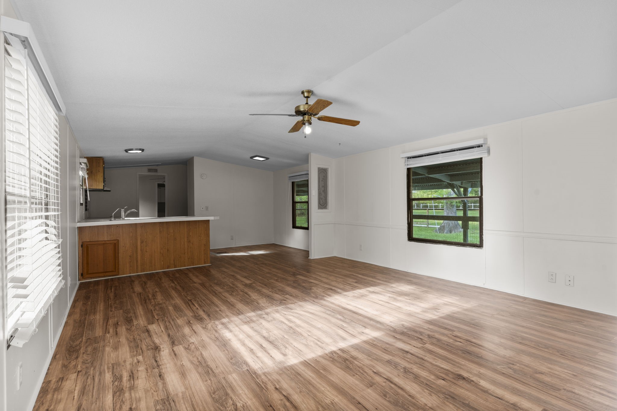 100 County Road 6478 Dayton, TX 77535 - Photo 22 of 40
