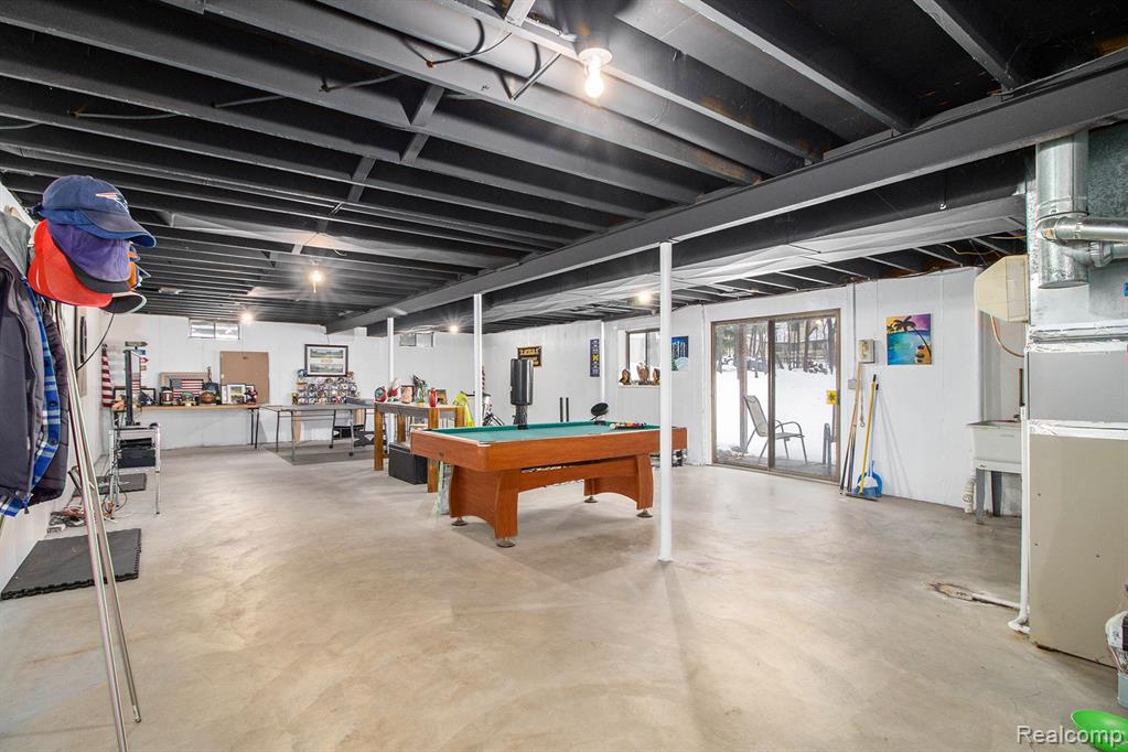 2330 Keith Road West Bloomfield, MI 48324 - Photo 19 of 23 Gallery Image 19