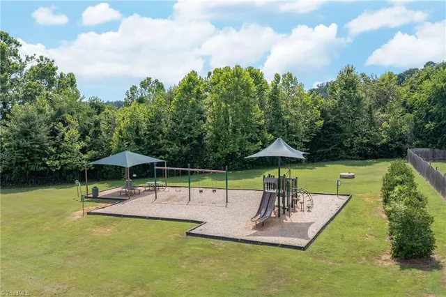 $385,000 | 4254 Lochurst Drive, Pfafftown, NC 27040