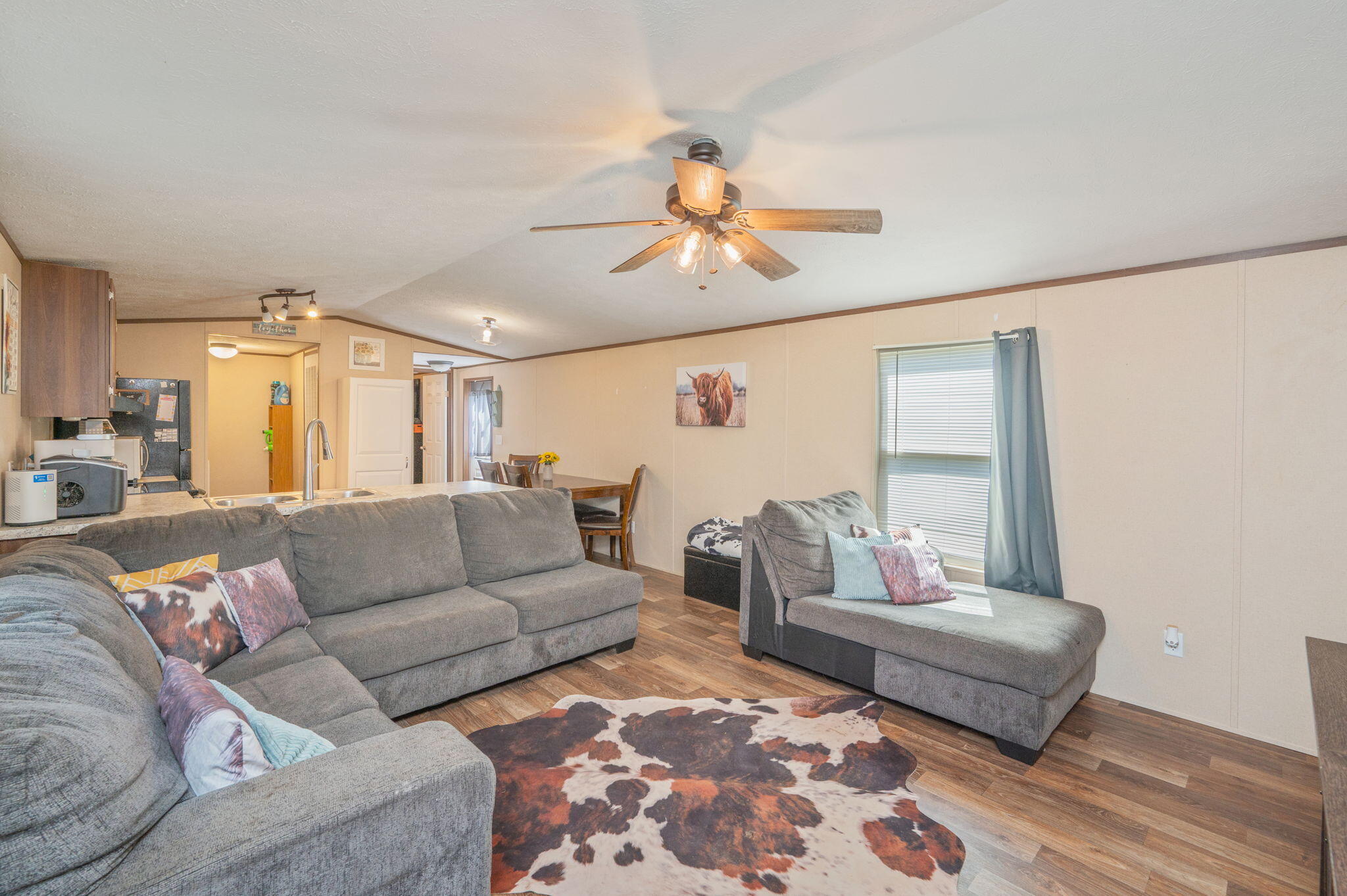 1424 East F Sanford Road Baker, FL 32531 - Photo 2 of 32 a living room with furniture and wooden floor