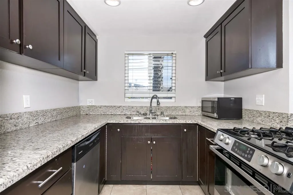 1612 Folkestone Street Spring Valley, CA 91977 - Photo 7 of 24 Gallery Image 7