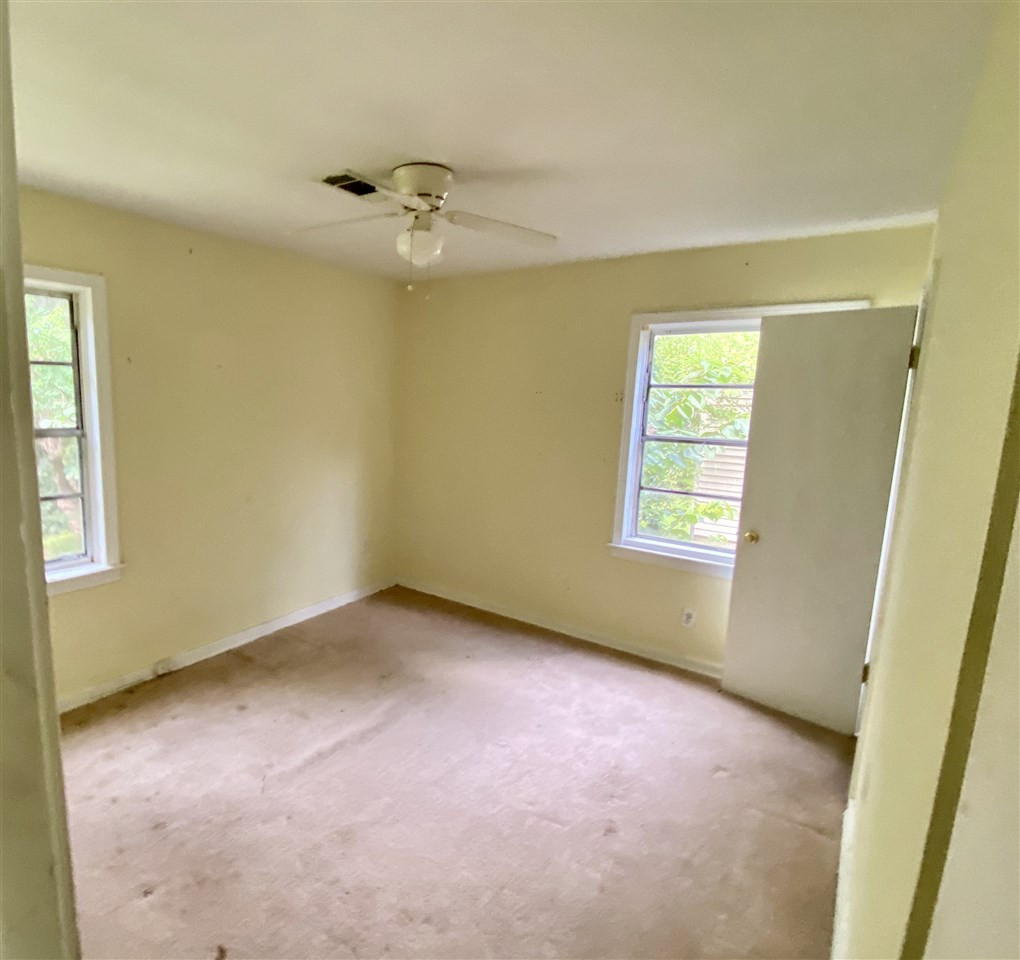 330 Lawrence Road Jackson, MS 39206 - Photo 3 of 8 Photo 3