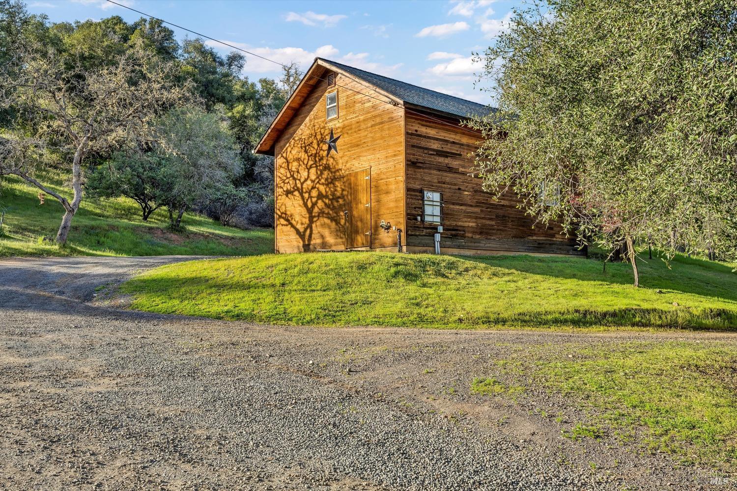 5963 Eickhoff Road Lakeport, CA 95453 - Photo 28 of 51 a view of a back yard of the house