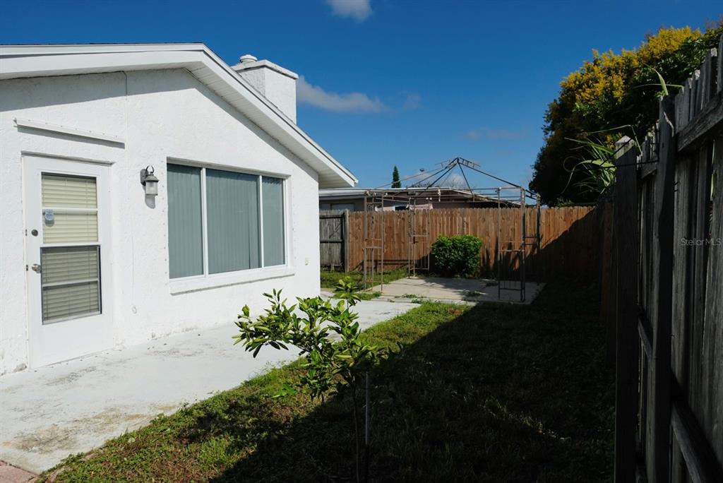 8948 St Regis Lane Port Richey, FL 34668 - Photo 29 of 33