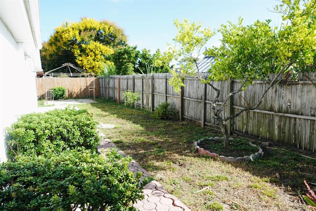 8948 St Regis Lane Port Richey, FL 34668 - Photo 30 of 33