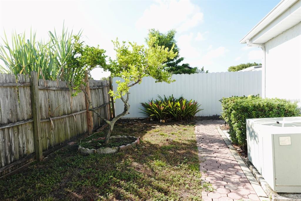 8948 St Regis Lane Port Richey, FL 34668 - Photo 31 of 33