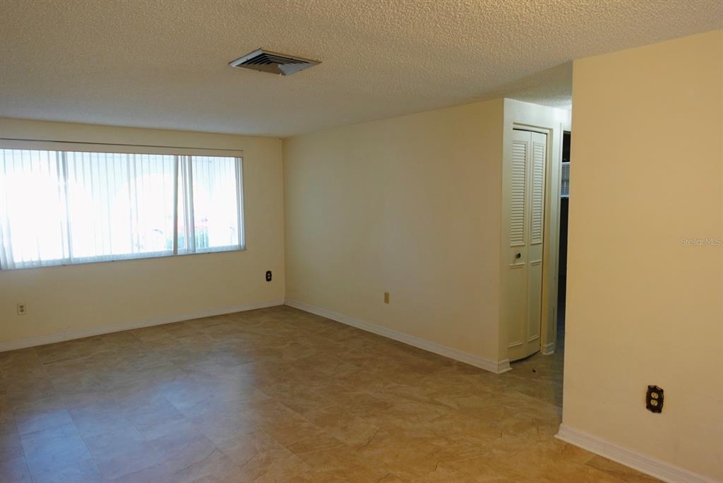 8948 St Regis Lane Port Richey, FL 34668 - Photo 7 of 33