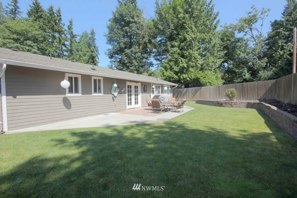 20403 Greening Road Bothell, WA 98012 - Photo 2 of 7