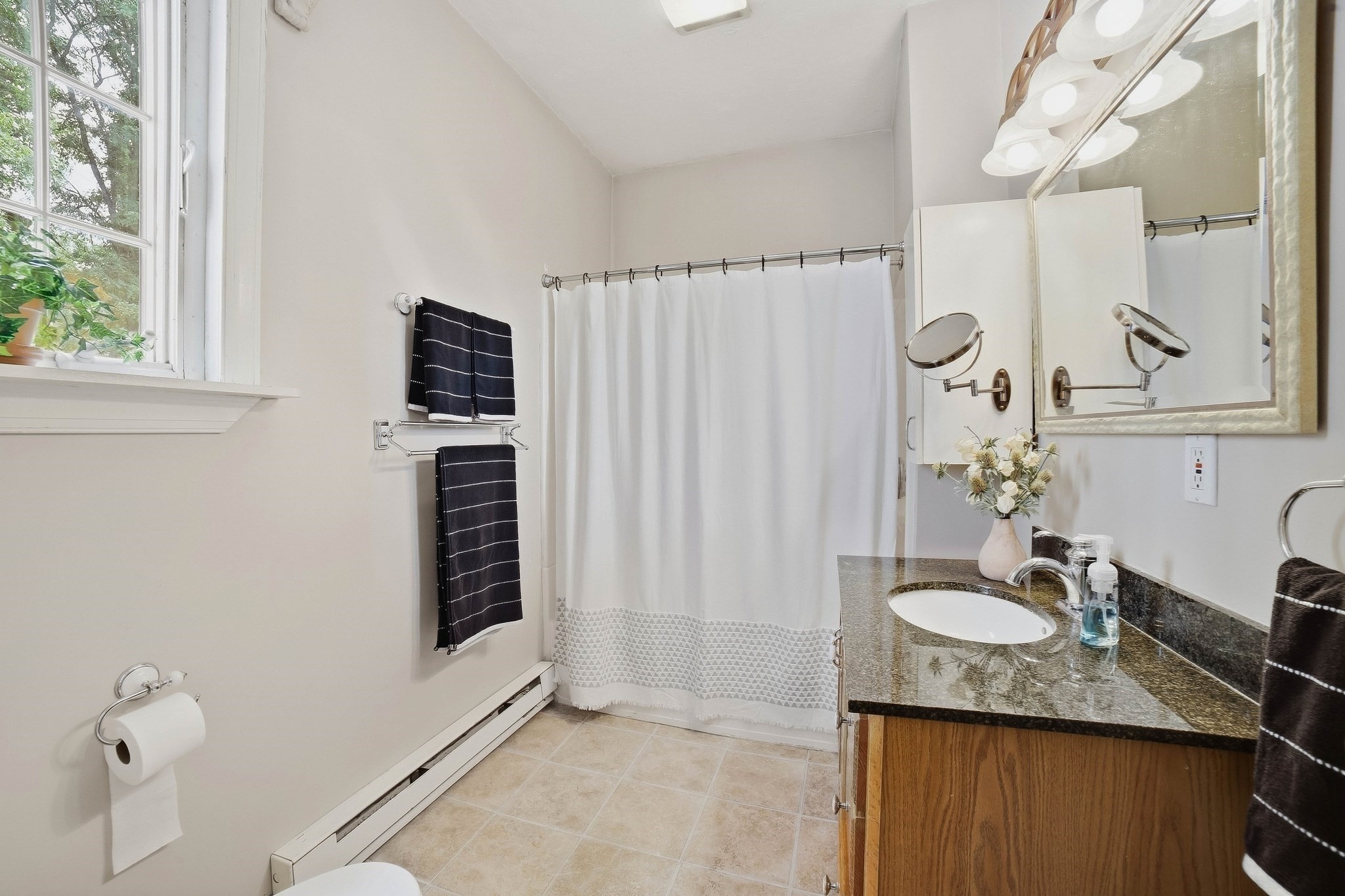 550 Sunderland Road Worcester, MA 01604 - Photo 13 of 30 Gallery Image 13