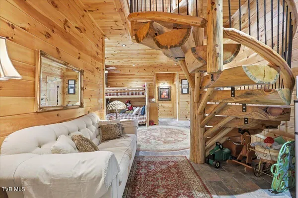 $2,250,000 | 430 Filet Lane, Dandridge, TN 37725