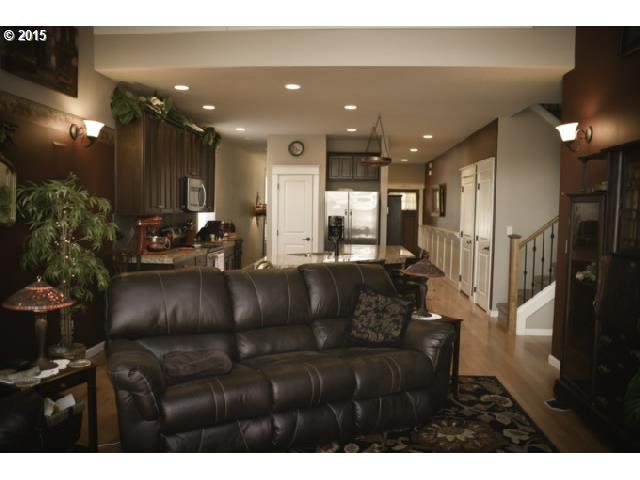 59525 Oak Ridge Street St. Helens, OR 97051 - Photo 5 of 16 Gallery Image 5