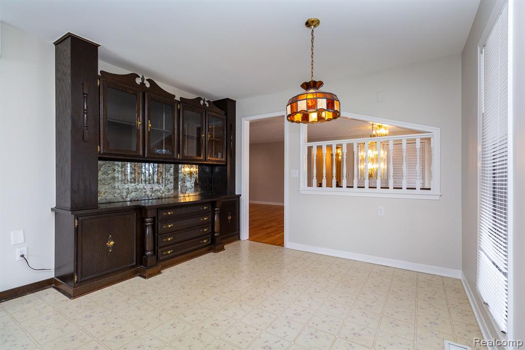 4355 South Lapeer Road Metamora, MI 48455 - Photo 14 of 69