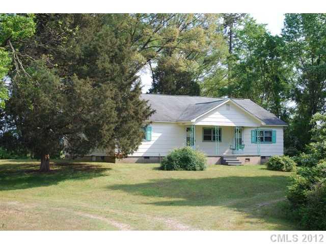 1216 Cedarhurst Road Chester, SC 29706 - Photo 1 of 14