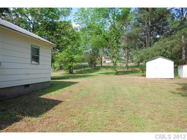 1216 Cedarhurst Road Chester, SC 29706 - Photo 11 of 14