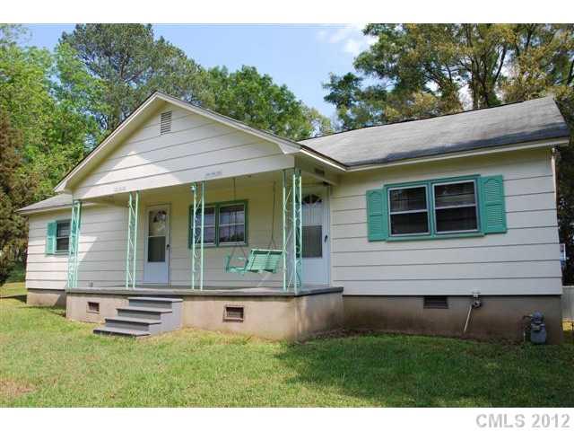 1216 Cedarhurst Road Chester, SC 29706 - Photo 3 of 14