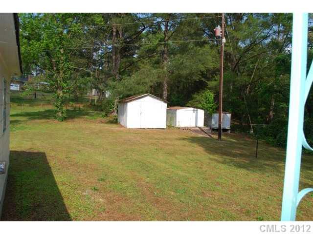 1216 Cedarhurst Road Chester, SC 29706 - Photo 10 of 14
