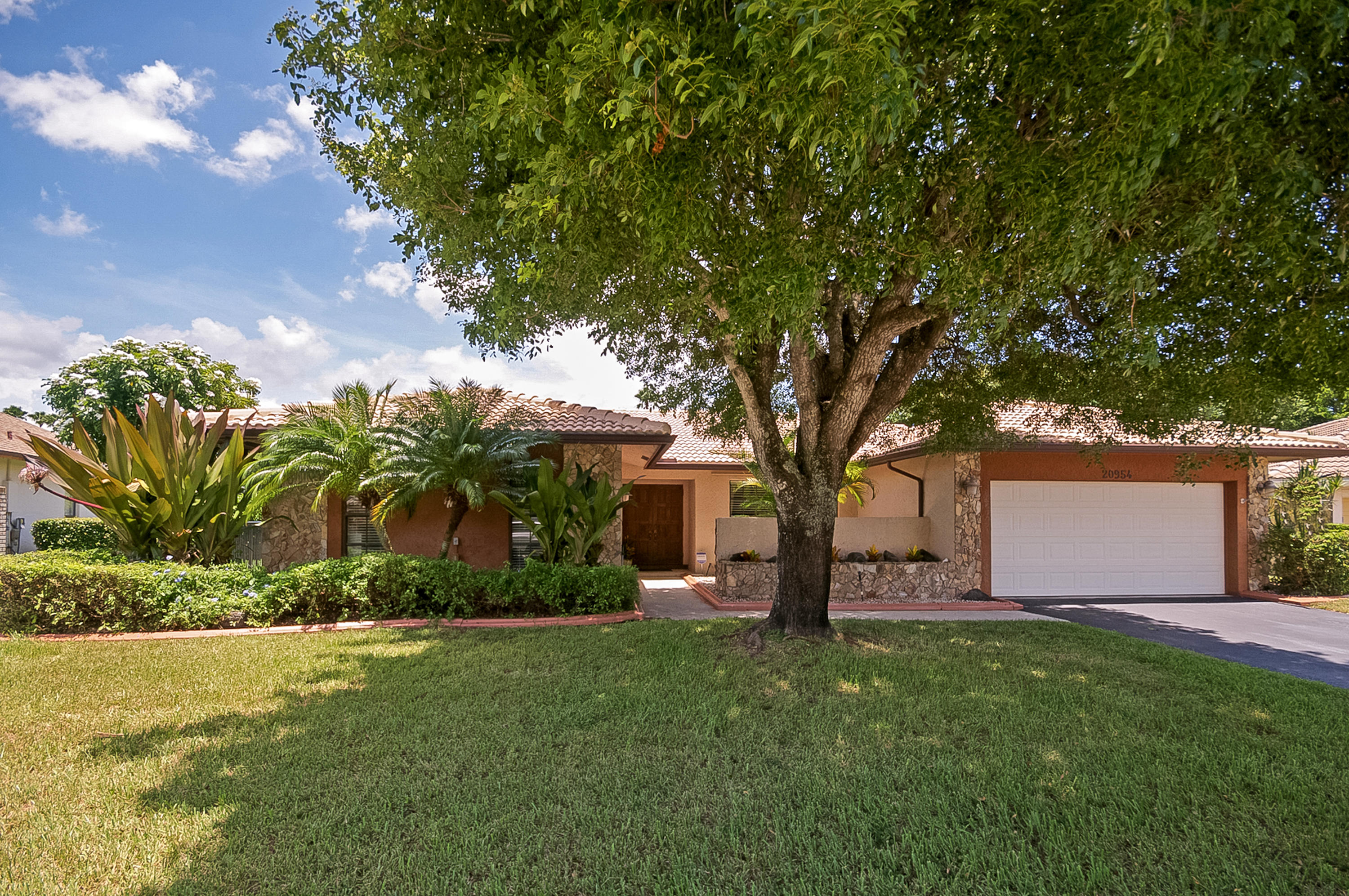 20954 Chisolm Way Boca Raton, FL 33428 - Photo 1 of 36 Front of the Home