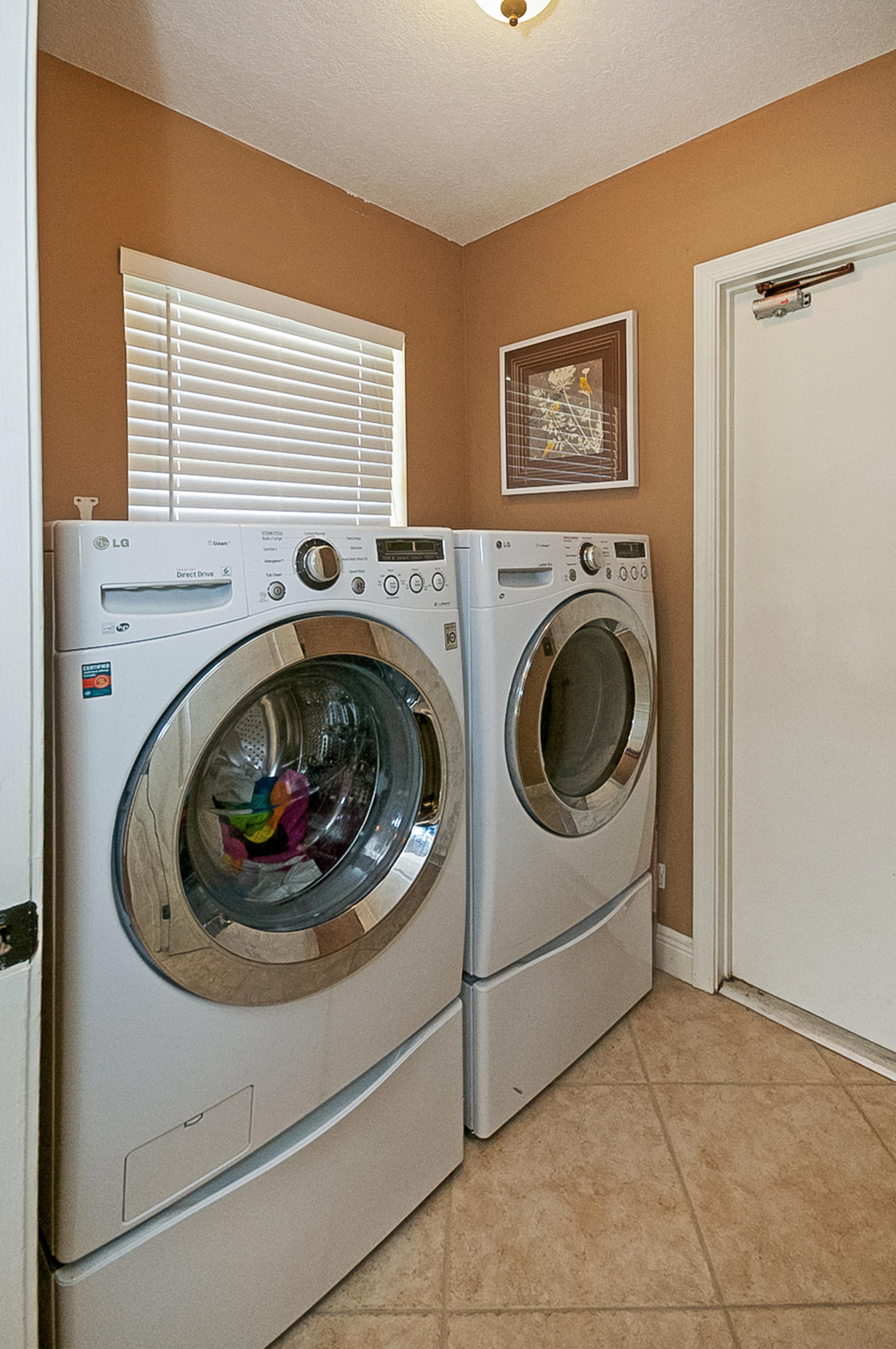 20954 Chisolm Way Boca Raton, FL 33428 - Photo 27 of 36 Laundry room