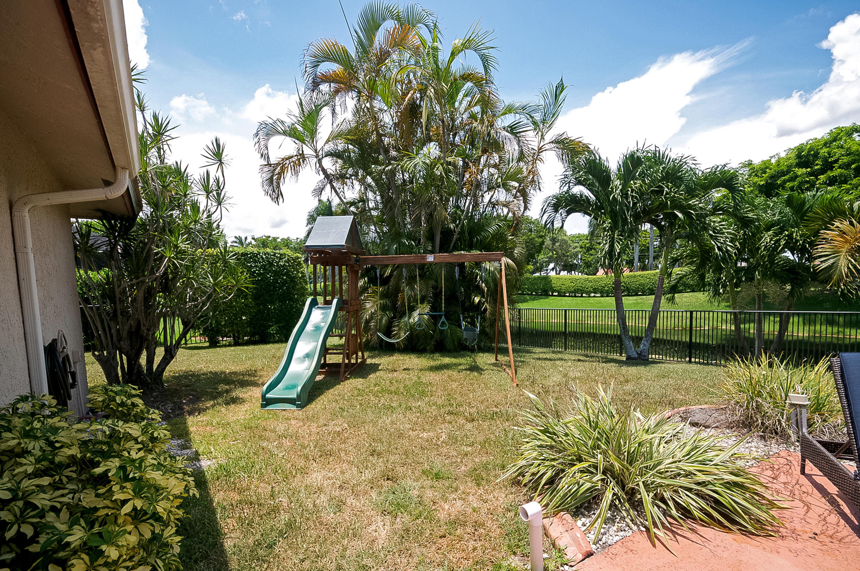 20954 Chisolm Way Boca Raton, FL 33428 - Photo 31 of 36 Back Yard