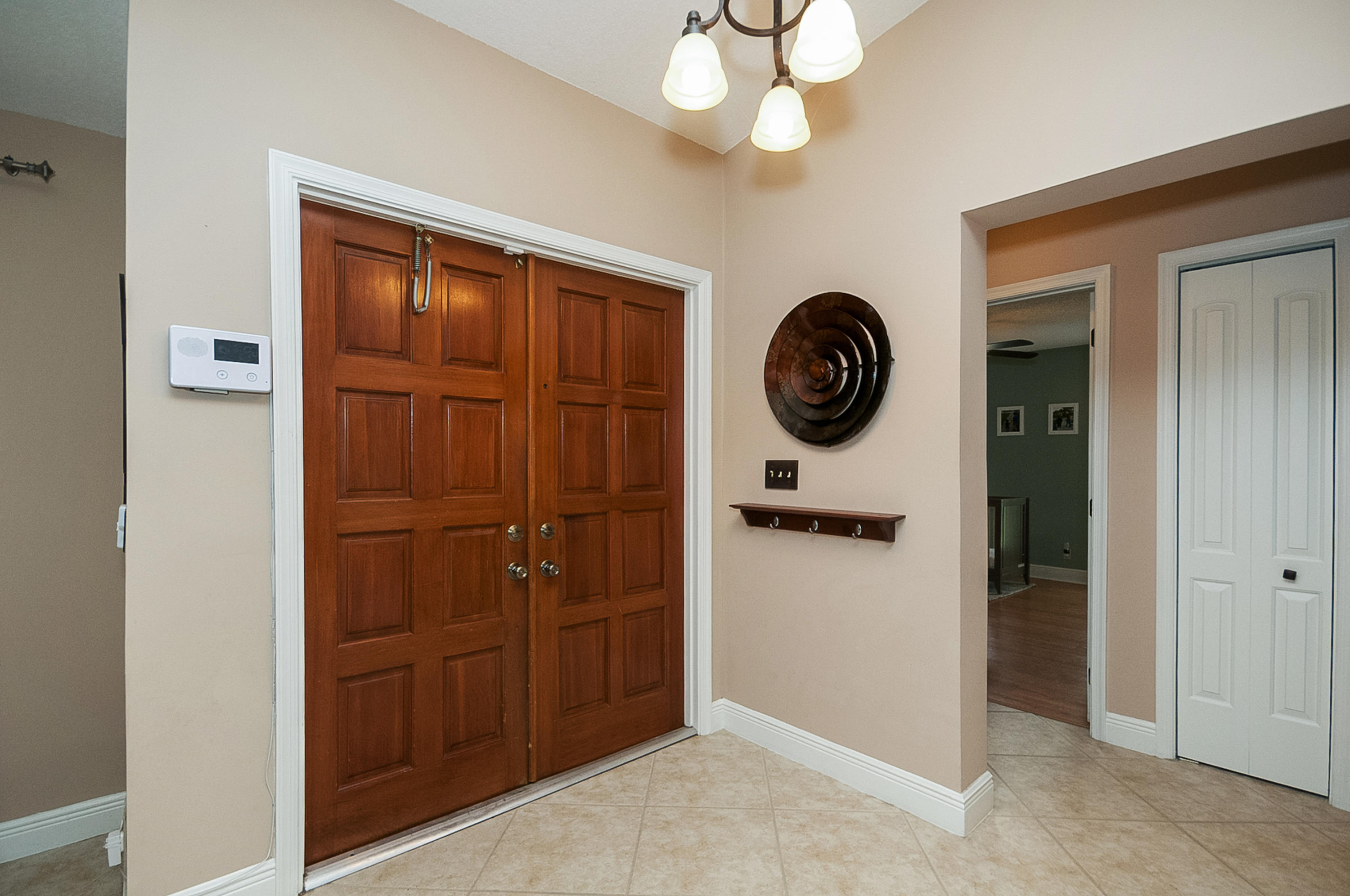 20954 Chisolm Way Boca Raton, FL 33428 - Photo 4 of 36 Foyer