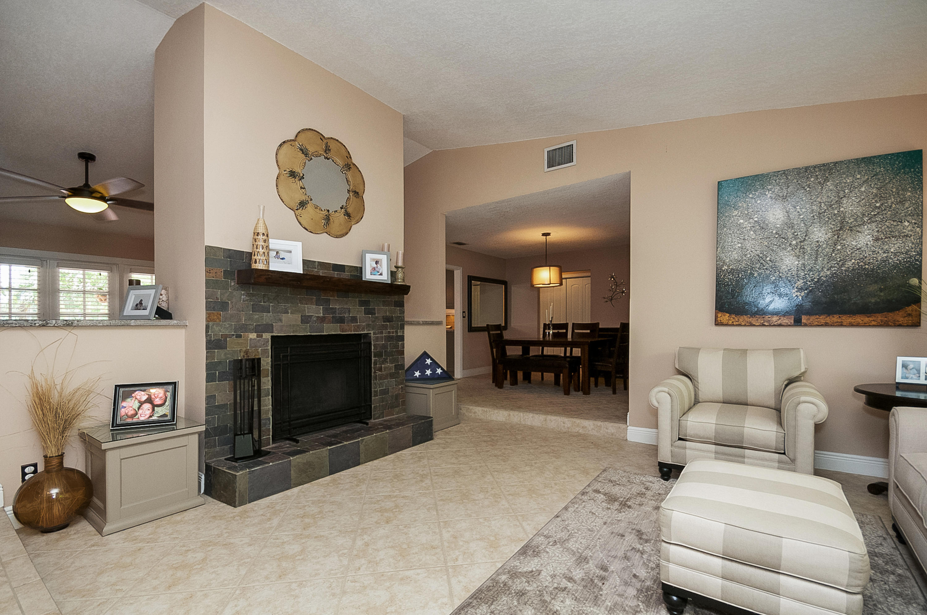 20954 Chisolm Way Boca Raton, FL 33428 - Photo 6 of 36 Living Room