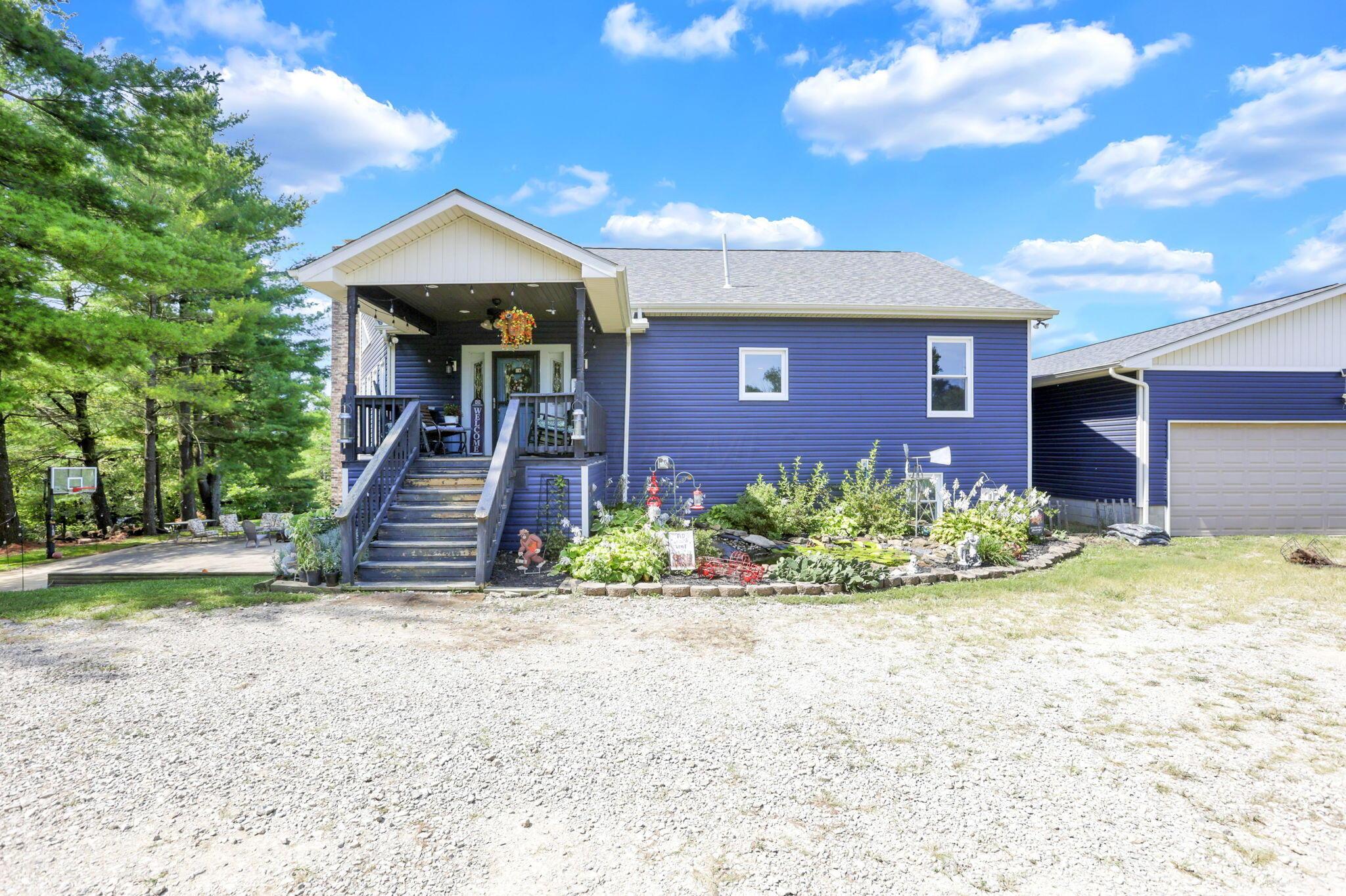 14300 Mount Perry Rd