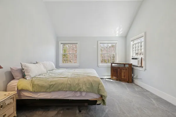 $995,000 | 43 Woodland Trace, New London, NH 03257