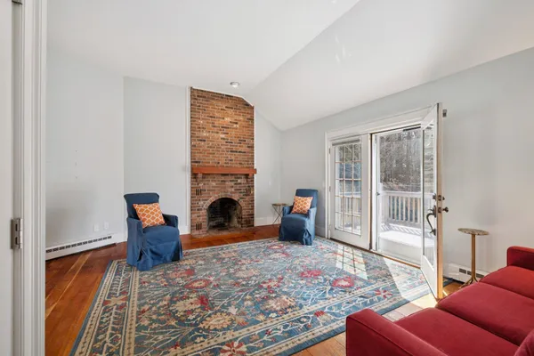 $995,000 | 43 Woodland Trace, New London, NH 03257