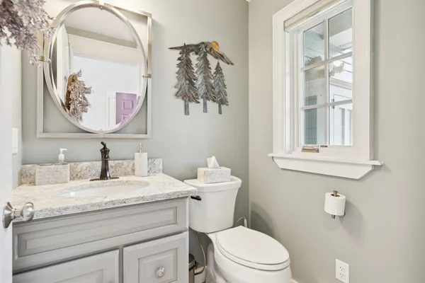 $995,000 | 43 Woodland Trace, New London, NH 03257