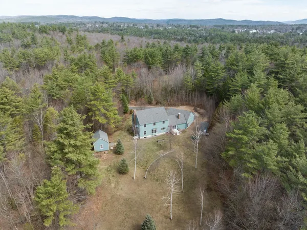 $995,000 | 43 Woodland Trace, New London, NH 03257